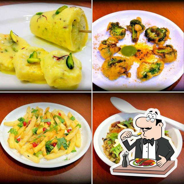 Banarasi Chaat Bhandar