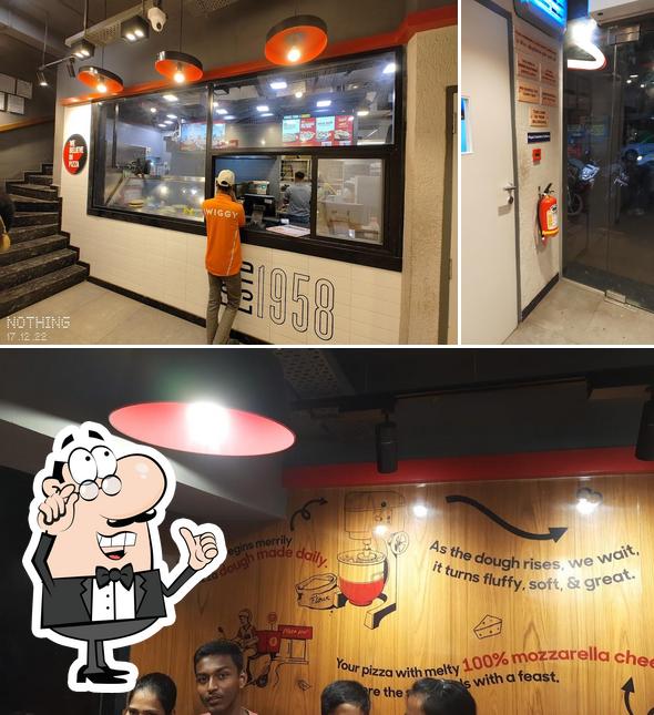 The interior of Pizza Hut SV Road Khar, Mumbai