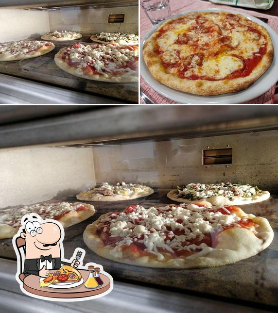 Prova una pizza a La Rondine 2.0 Trattoria New Age pizzeria Arrosticini