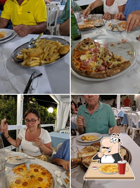 Patatine fritte al Pizzeria La Borgatella