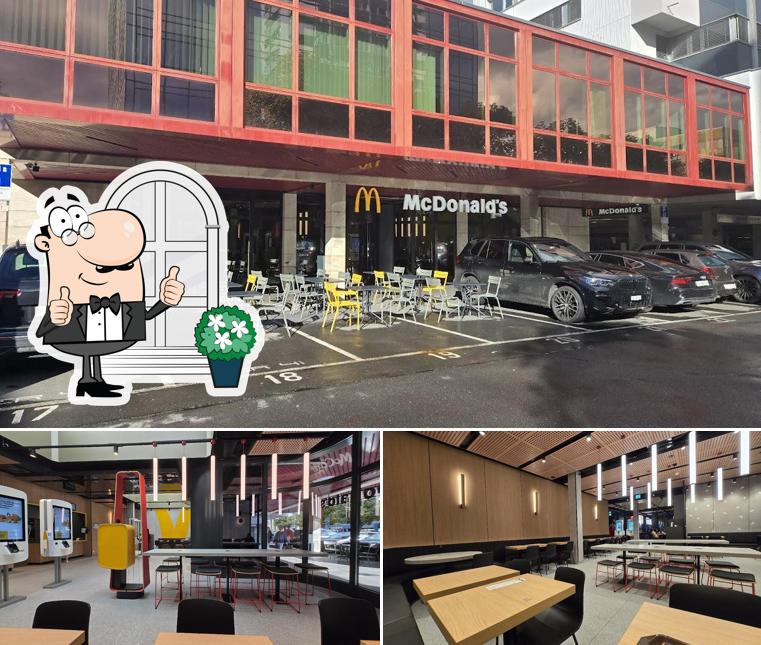 La foto della esterno e interni di McDonald's Restaurant