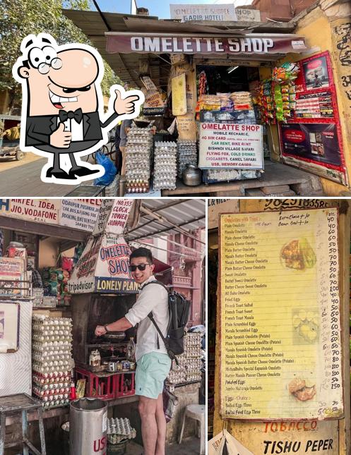 Here's a pic of Omelette Shop