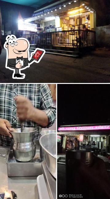 Here's an image of Shambhu Mishtan Bhandar kota MN-3