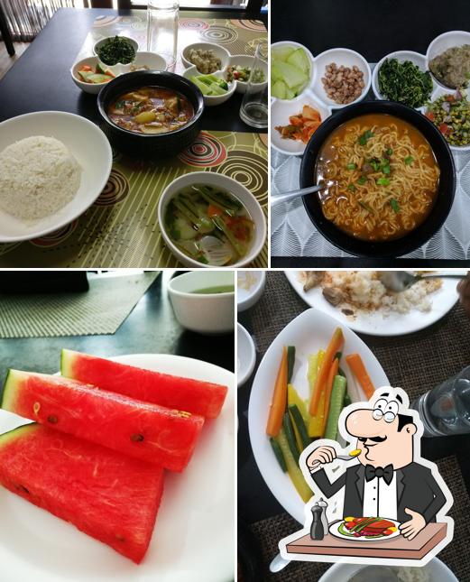 North East Kitchen ( Specialty Cuisine Restaurant )