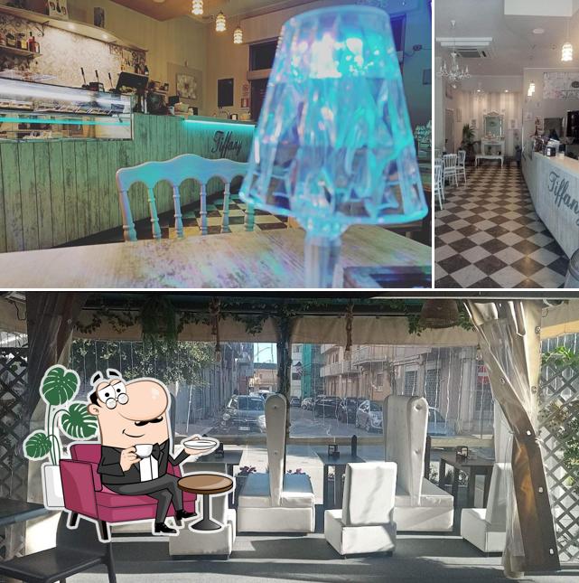 Gli interni di Tiffany Champagne & Wine Bar