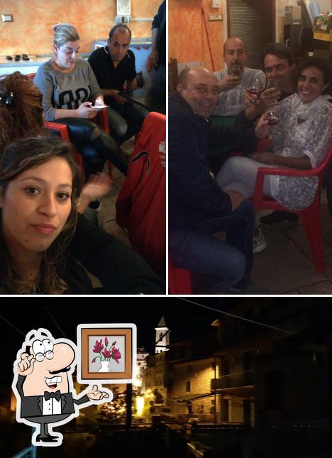 La interni e esterno del ristorante