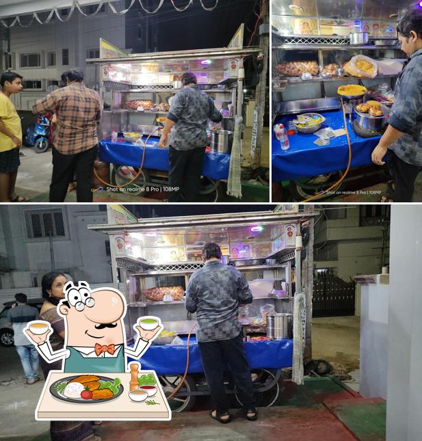 Food at Kailash Pav bhaji and Bhelpuri Center