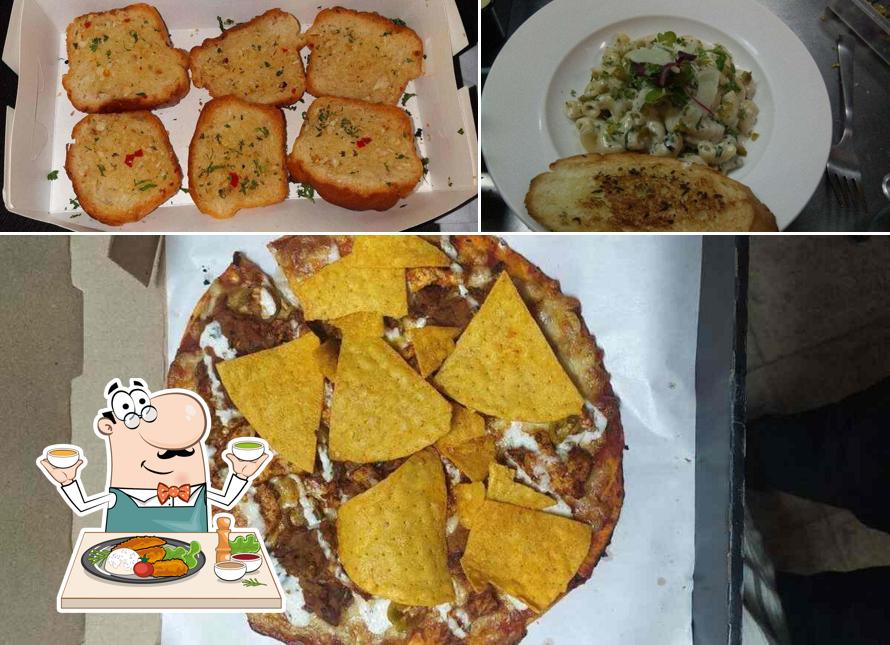 Food at Francesco's Pizzeria