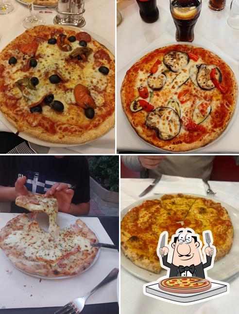 Ordina una pizza a Bella Napoli