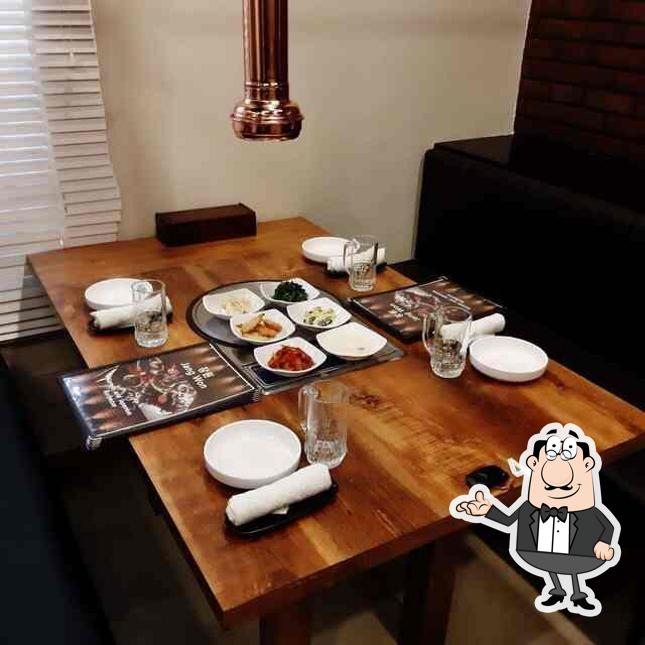 Check out how Jang Won Korean And Japanese Barbecue Restaurant looks inside