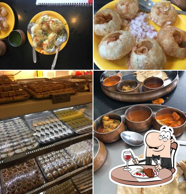 Get meat meals at Kakada Ramprasad Sweets and Chaats