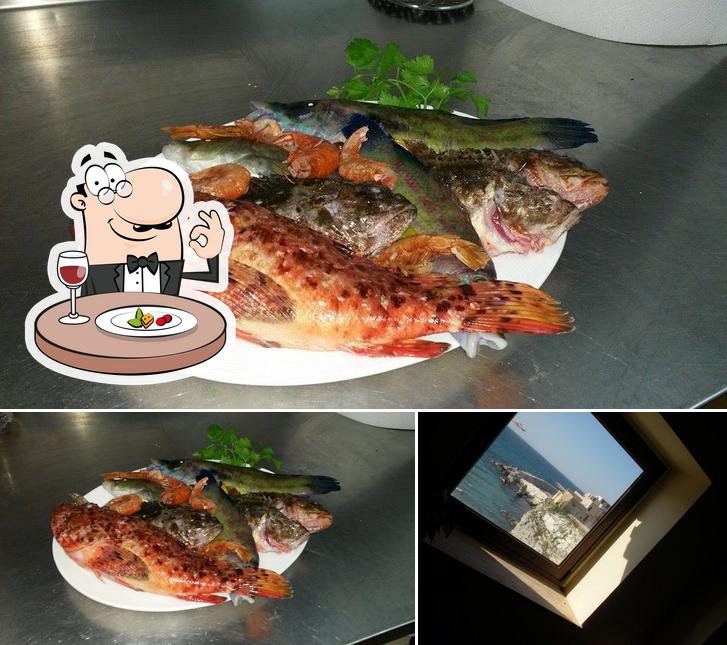 La foto di cibo e esterno da l'orlando furioso