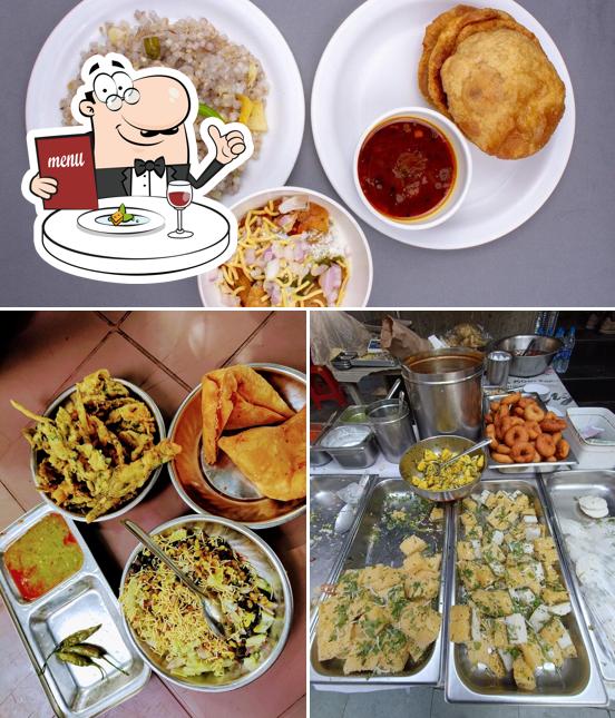 Food at Avanti Sweets & Snacks