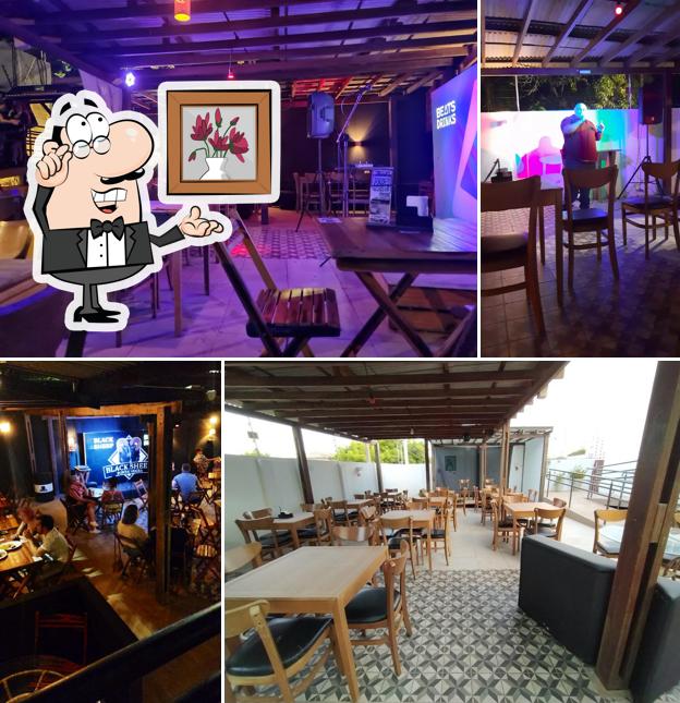 O interior do Oh'Velha Pub