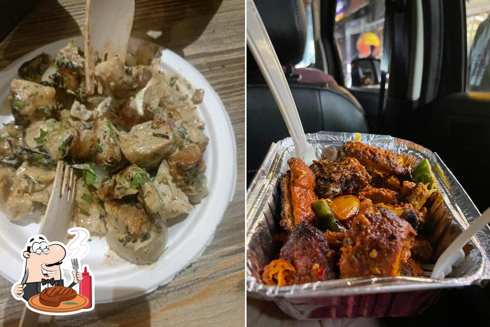 Get meat meals at Sardar Ji Ke Momos