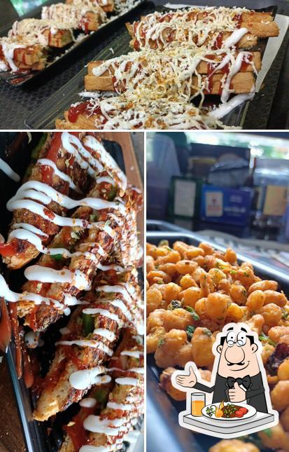 Food at R² food delight
