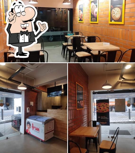 The interior of OYALO PIZZA THIRUVANMIYUR