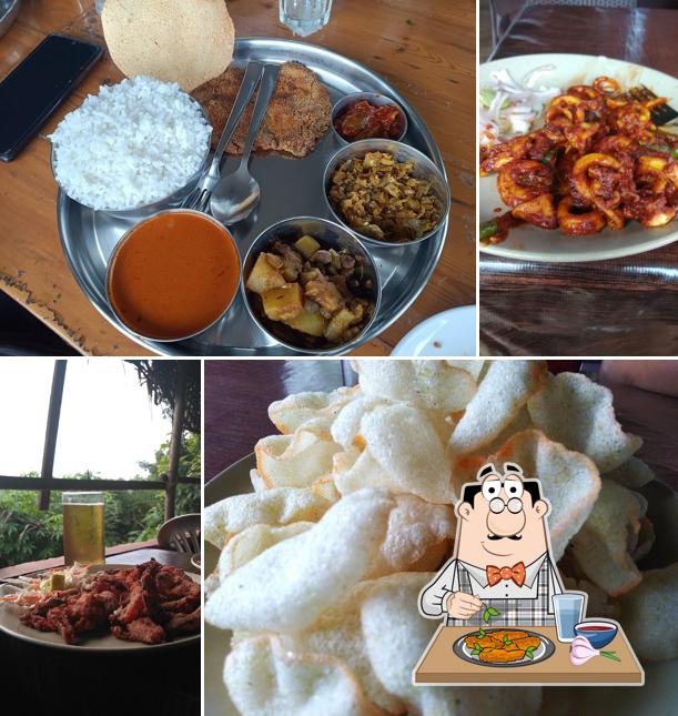 Chicken wings at Paradise Restaurant