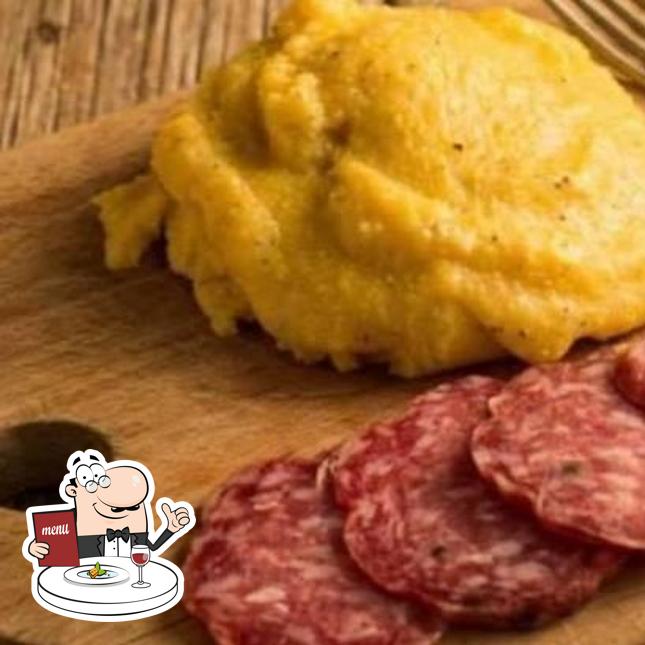 Cibo al BAR CAFFE' SAN MARTINO
