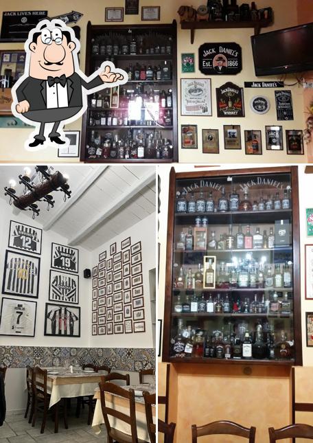 Siediti a un tavolo di La Trattoria Vecchia Conza