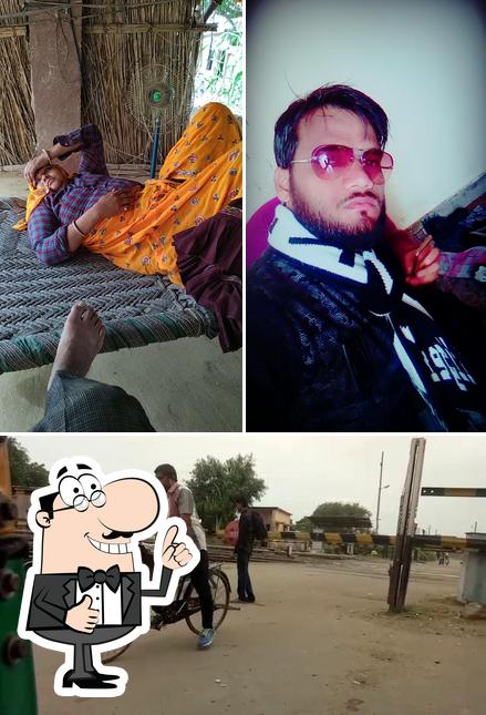 See this picture of Todabhim Kachori Centre