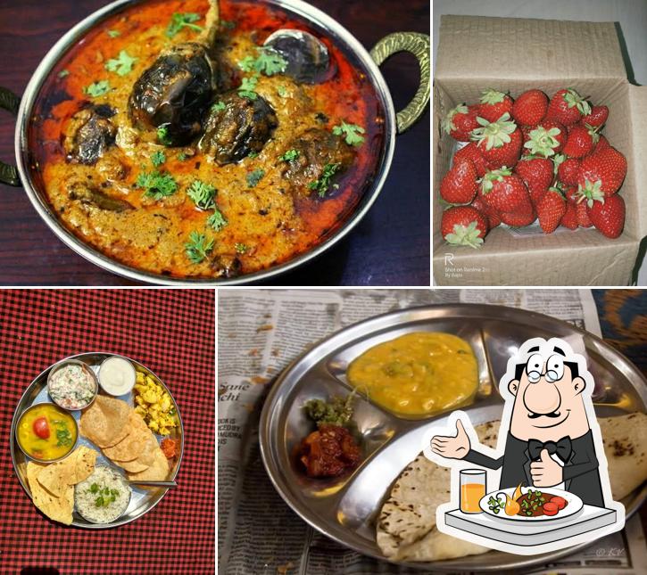 Food at Babachi Wadi Village Dhaba