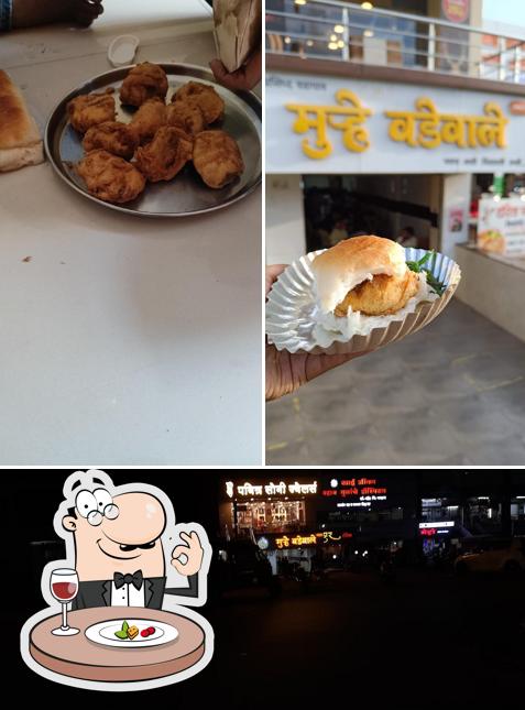 This is the picture showing food and exterior at Murhe Vadapav