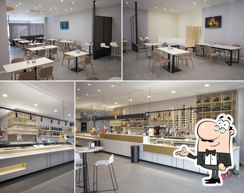Gli interni di Al Tulipano Napoli è ... Bar - Pasticceria -Tavola calda - Pizza al taglio