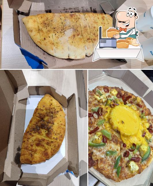 Garlic bread at Domino's Pizza Zadeshwar, Bharuch