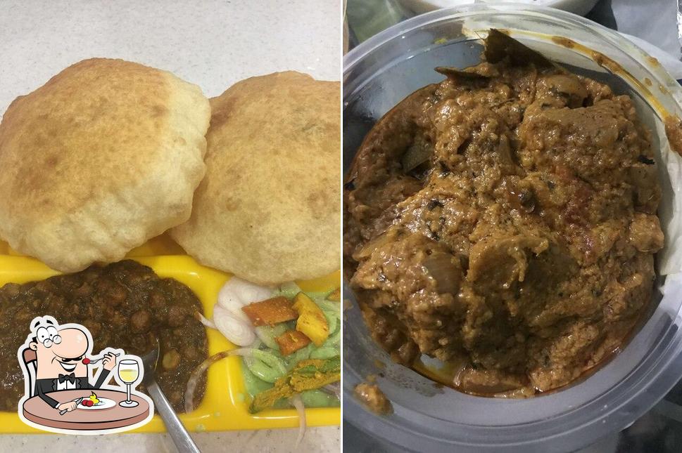 Food at Ramji Di Hatti & Caterers