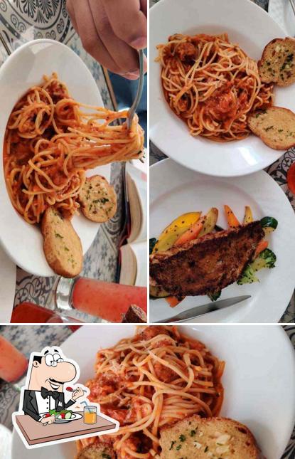 Meals at Grapevine