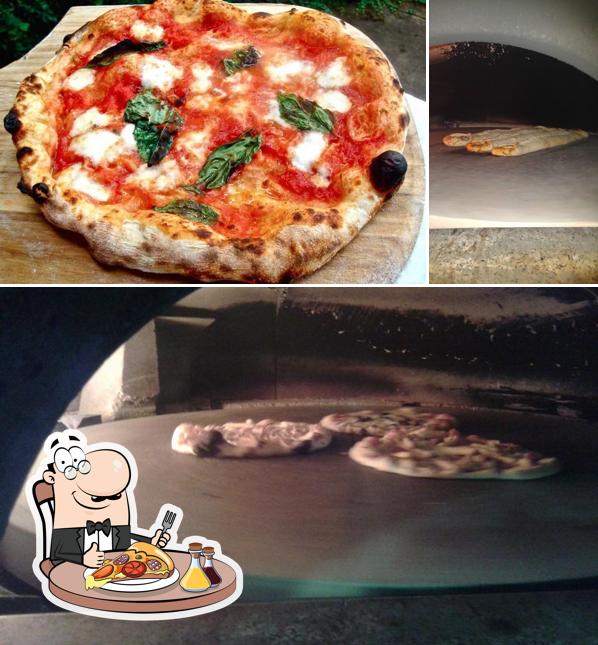 Scegli tra le molte varianti di pizza