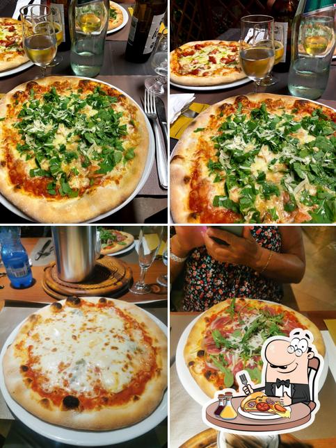 Scegli una pizza a Pizzeria Bar Pasticceria Cambedda Ignazio