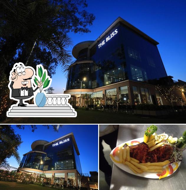 IBIZA BAR is distinguished by exterior and fries IBIZA BAR is distinguished by exterior and fries