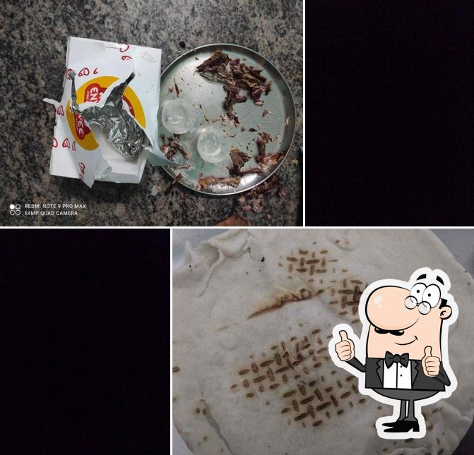 Look at this image of Envee