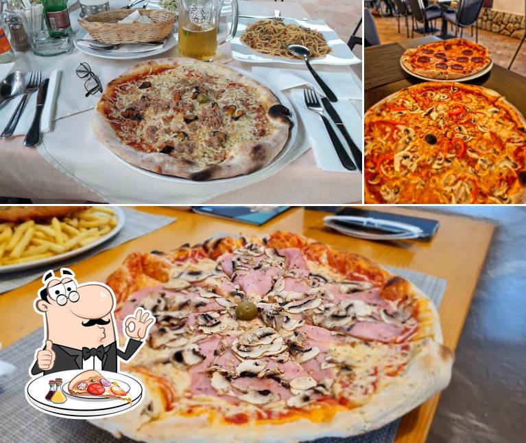 A Restaurant Mijo, puoi provare una bella pizza