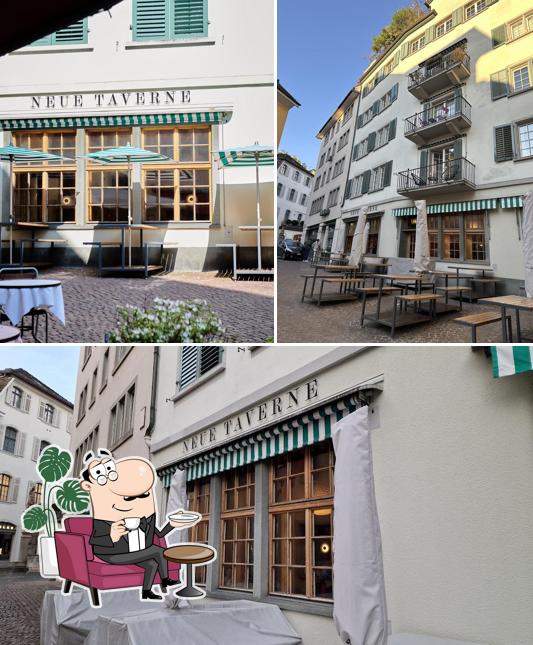Neue Taverne si caratterizza per la interni e esterno