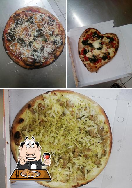 Scegli una pizza a Pizzeria Da Salvo di Guglielmino Salvatore