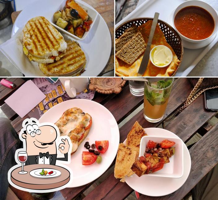 Food at The 4tables Cafe & Gallery
