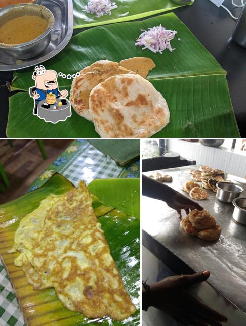Food at A1 Parotta Stall
