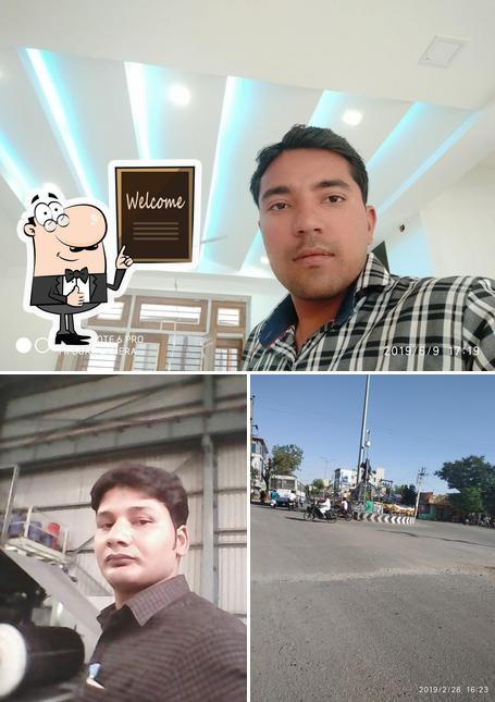 Here's an image of Bherunath Kachori Centre