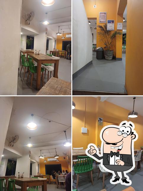 90 Degree - The Fusion Cafe