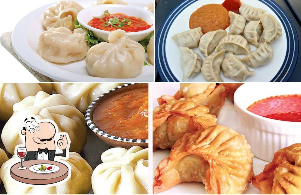 Food at Prem Momos Center
