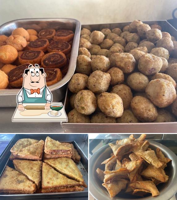 Samosa at Surendranagar na samosa - best restaurant in kaliyabid