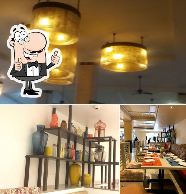 Look at the pic of Zest Cafe & Kitchen