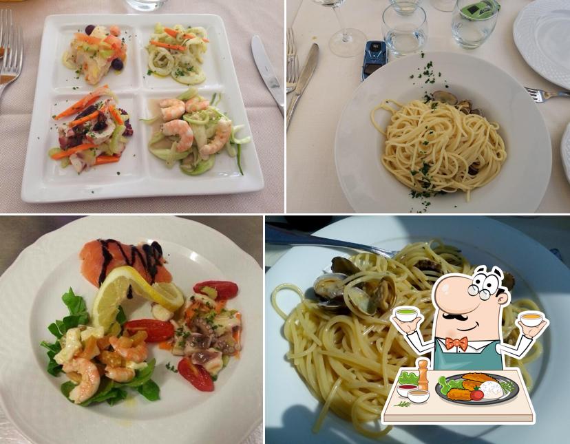Platti al Trattoria Il Delfino
