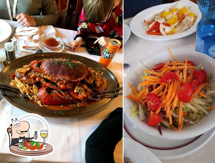 Prova la cucina di mare a Ristorante Pizzeria La Pagoda