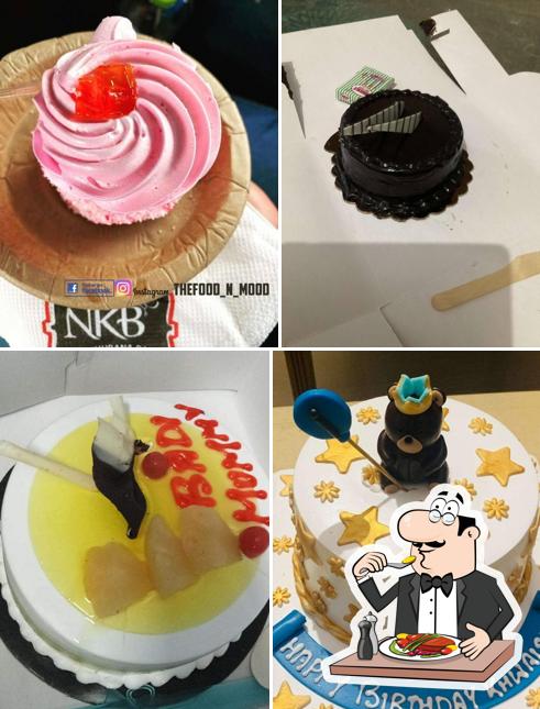 Food at New Khurana Bakery