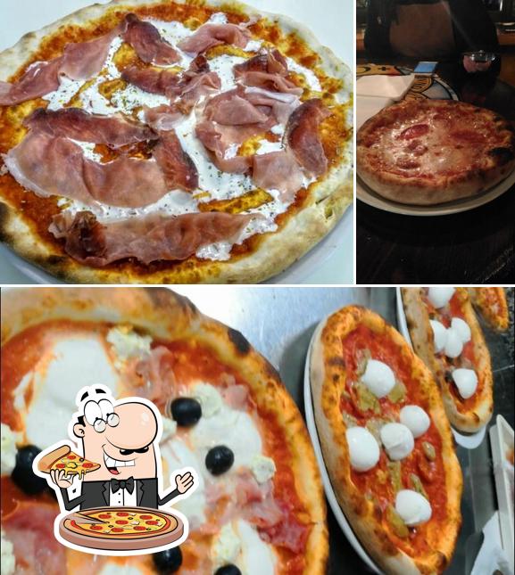 Prenditi una pizza a Ayers Rock