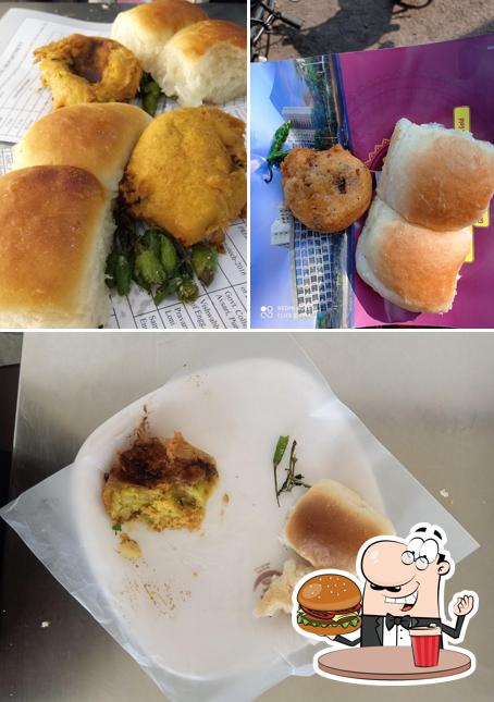 Order a burger at Sopanrao's wada pav